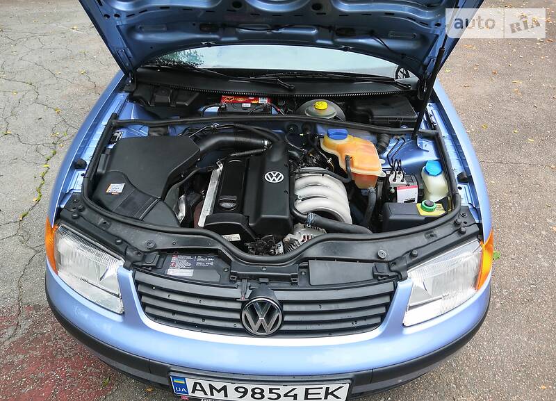 Седан Volkswagen Passat 1997 в Житомирі