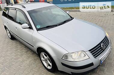 Універсал Volkswagen Passat 2001 в 