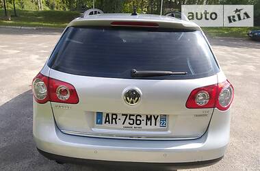 Універсал Volkswagen Passat 2010 в 
