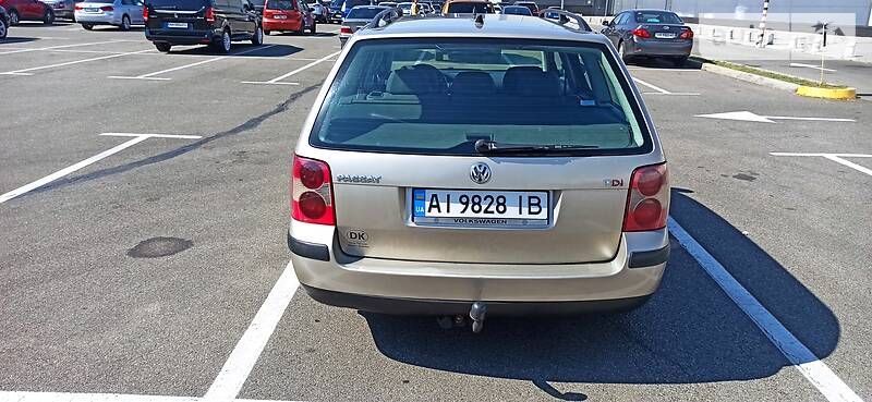 Універсал Volkswagen Passat 2004 в Києві фото 4 Універсал Volkswagen Passat 2004 в Києві