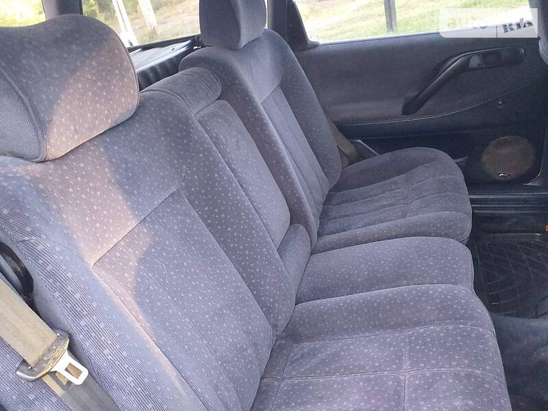 Універсал Volkswagen Passat 1994 в Теофіполі