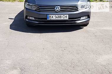 Універсал Volkswagen Passat 2016 в Хмельницькому