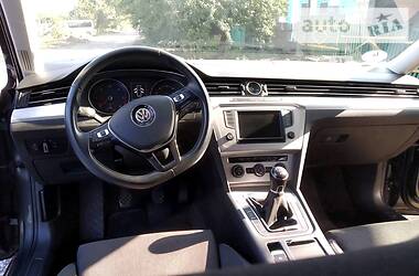 Универсал Volkswagen Passat 2015 в Волновахе