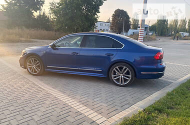 Седан Volkswagen Passat 2016 в Кропивницком