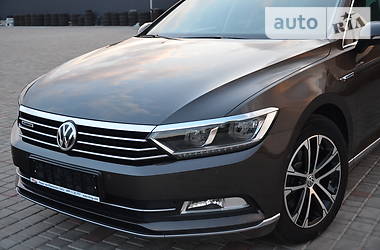 Універсал Volkswagen Passat 2016 в Луцьку