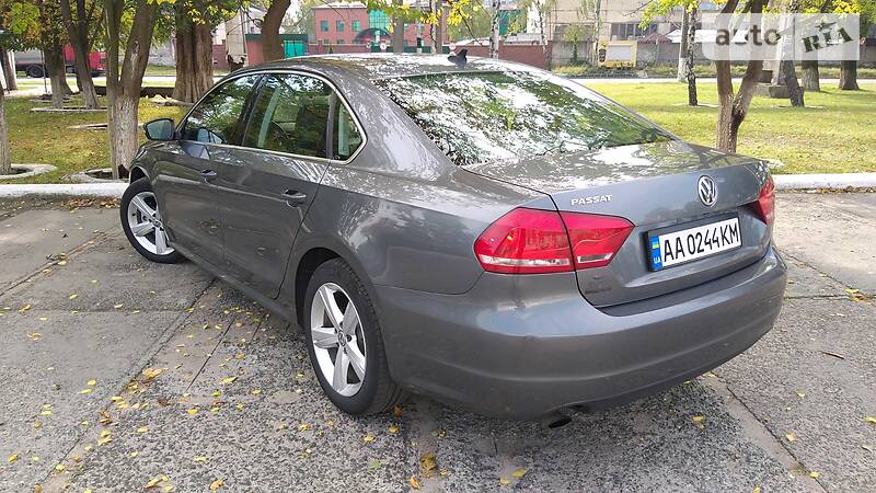 Седан Volkswagen Passat 2015 в Києві
