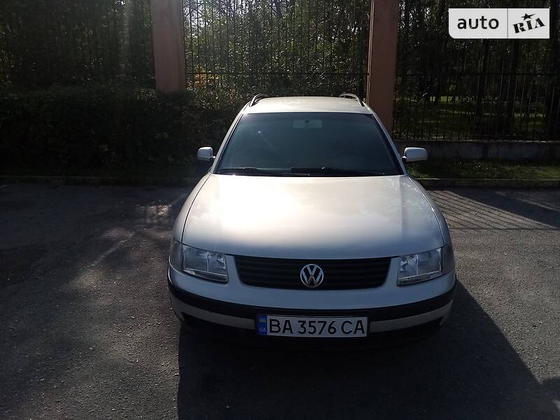 Универсал Volkswagen Passat 2000 в Новоархангельске