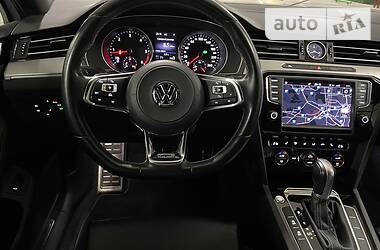 Седан Volkswagen Passat 2017 в Киеве