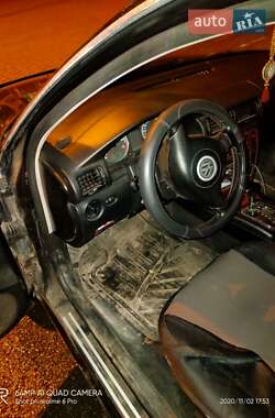 Седан Volkswagen Passat 2004 в 