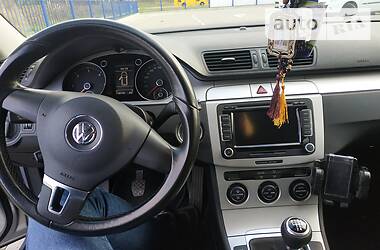 Универсал Volkswagen Passat 2010 в Дрогобыче