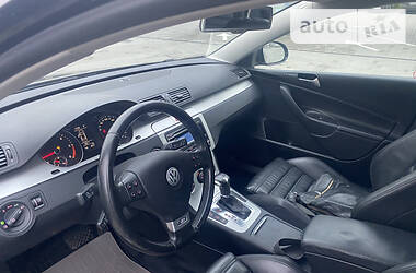 Универсал Volkswagen Passat 2008 в Житомире