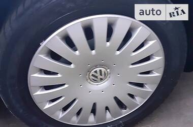 Седан Volkswagen Passat 2005 в 