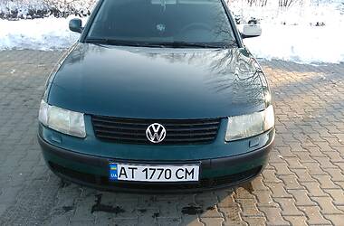 Універсал Volkswagen Passat 1999 в Бориславі
