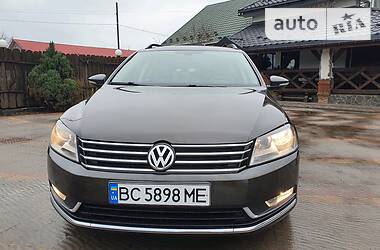 Универсал Volkswagen Passat 2013 в Радехове