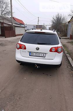 Универсал Volkswagen Passat 2009 в Одессе