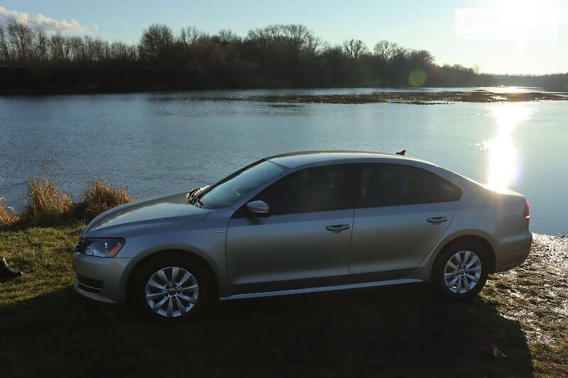 Седан Volkswagen Passat 2014 в Голованевске