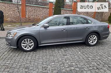 Седан Volkswagen Passat 2016 в Киеве