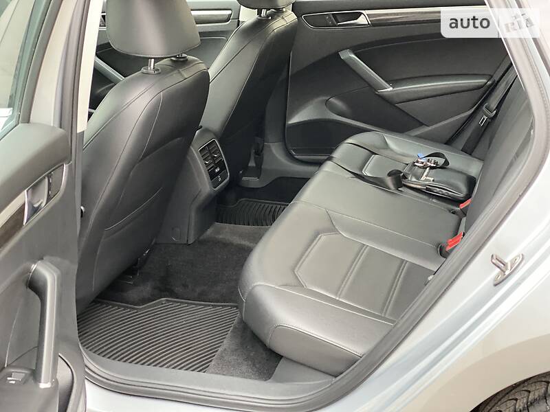 Седан Volkswagen Passat 2016 в Херсоне