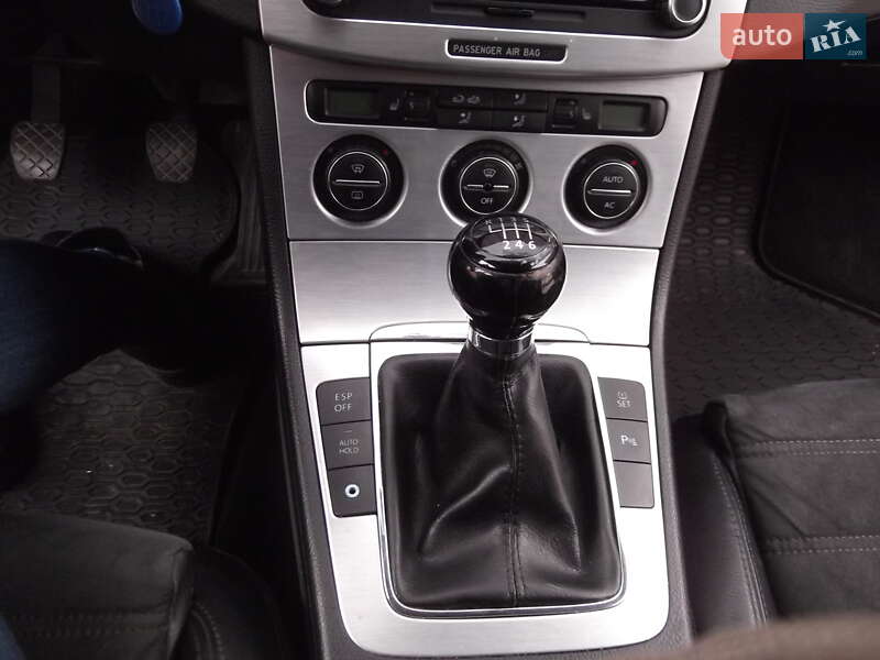 Седан Volkswagen Passat 2008 в Софіївській Борщагівці