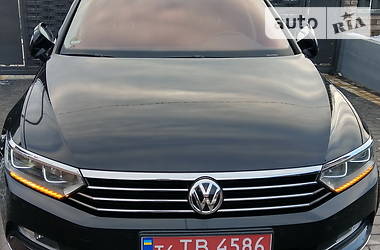 Універсал Volkswagen Passat 2016 в Луцьку