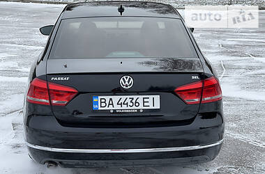 Седан Volkswagen Passat 2011 в Кропивницькому