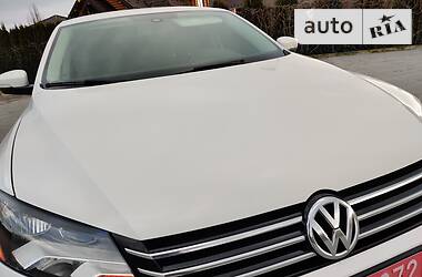 Седан Volkswagen Passat 2014 в Стрые