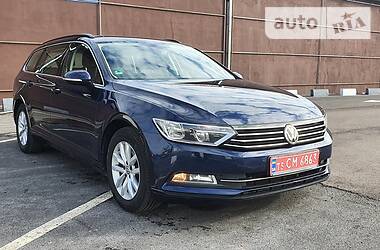 Универсал Volkswagen Passat 2016 в Житомире