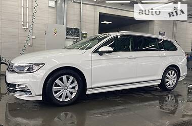 Универсал Volkswagen Passat 2018 в Луцке