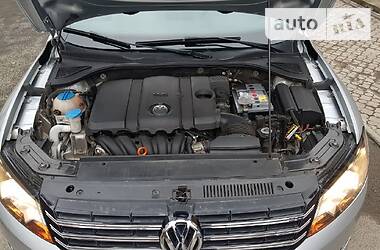 Седан Volkswagen Passat 2012 в Ужгороде