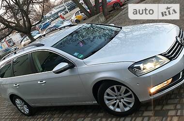 Универсал Volkswagen Passat 2012 в Одессе