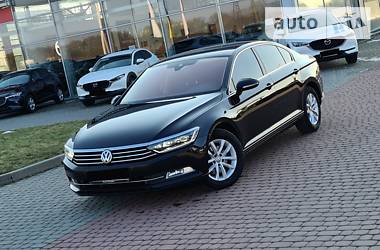 Седан Volkswagen Passat 2017 в Мукачево