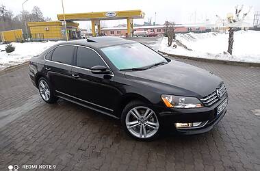 Седан Volkswagen Passat 2012 в Бродах