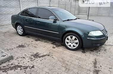 Седан Volkswagen Passat 2004 в Херсоне