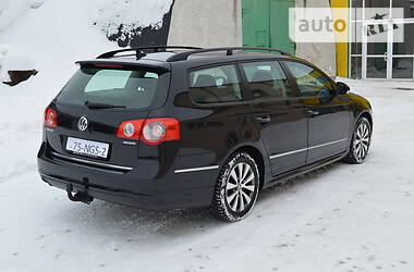 Универсал Volkswagen Passat 2010 в Стрые