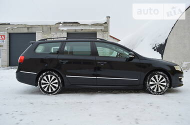 Универсал Volkswagen Passat 2010 в Стрые