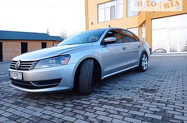 Седан Volkswagen Passat 2012 в Черновцах