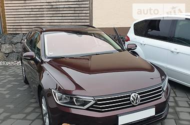 Універсал Volkswagen Passat 2015 в Києві