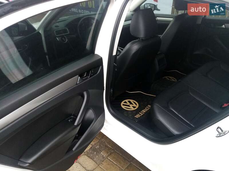 Седан Volkswagen Passat 2014 в Нетішині
