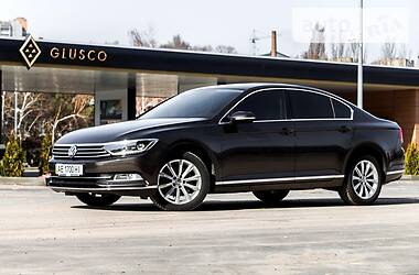 Седан Volkswagen Passat 2017 в Дніпрі