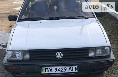 Универсал Volkswagen Passat 1987 в Волочиске