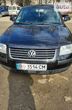 Седан Volkswagen Passat 2004 в 