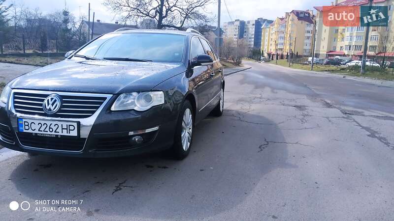 Універсал Volkswagen Passat 2006 в Львові