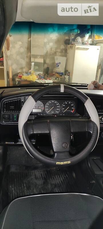 Седан Volkswagen Passat 1989 в Кривому Розі