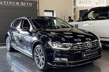 Седан Volkswagen Passat 2018 в Одессе