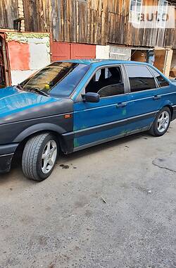 Седан Volkswagen Passat 1992 в Фастове