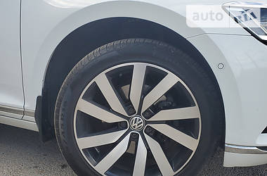Универсал Volkswagen Passat 2016 в Днепре