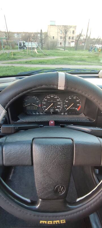 Седан Volkswagen Passat 1989 в Кривому Розі