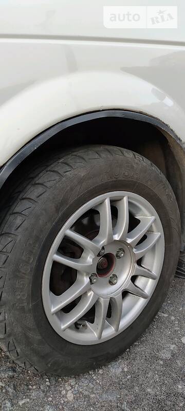 Седан Volkswagen Passat 1989 в Кривому Розі