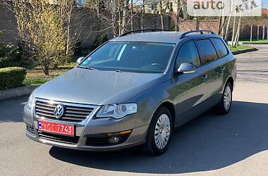 Универсал Volkswagen Passat 2006 в Ровно