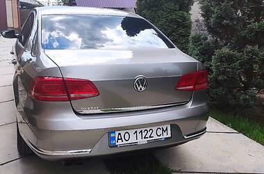 Седан Volkswagen Passat 2014 в Ужгороде